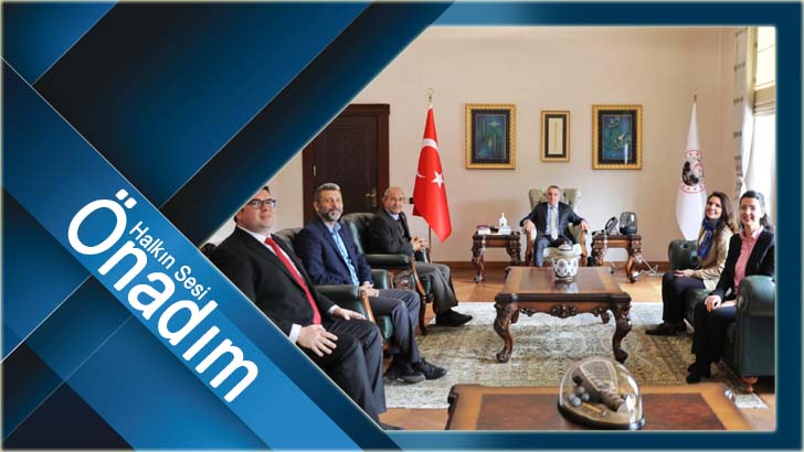 Kent Konseyi’nden Millet Bahçesi talebi; “Gar Binası önündeki raylar kalsın”