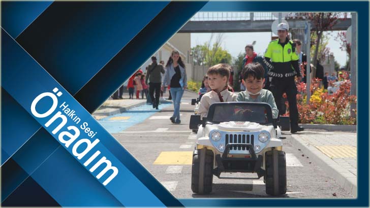 Trafik Eğitim Parkında çocuklara yönelik eğitimler sürüyor