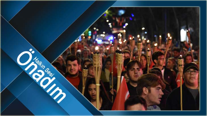 Binler bağımsızlık yürüyüşünde buluştu!