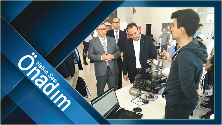 Robotlar Robotrak 22 Ulusal Robot Yarışmasında Yarıştı