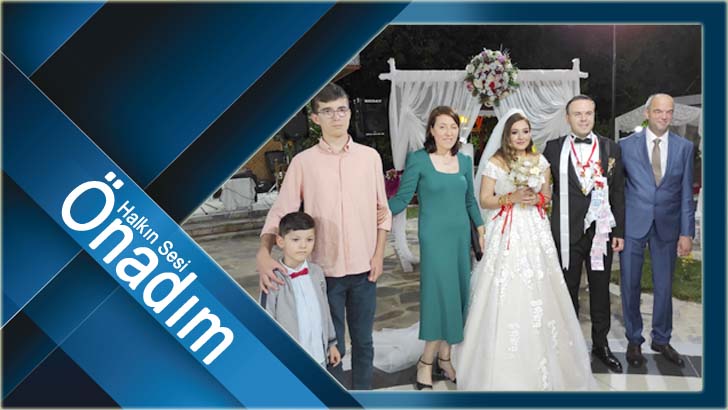 Burcu ve Uğur dünya evine girdi