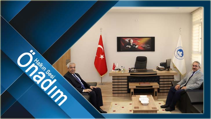 Rektör Şengörür'den İlahiyat Fakültesi Dekanı Çapku’ya Hayırlı Olsun Ziyareti