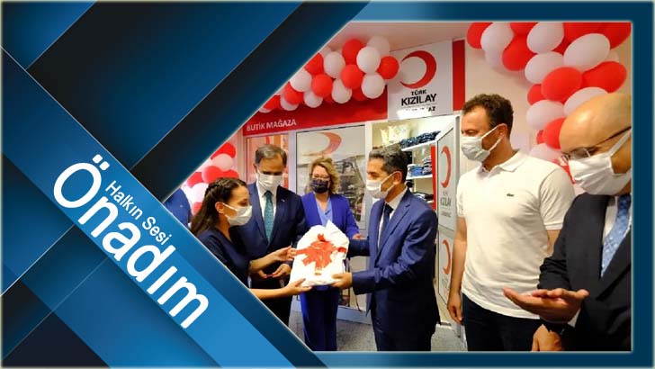 Lüleburgaz Devlet Hastanesi’nde Kızılay Butik Mağazası açıldı