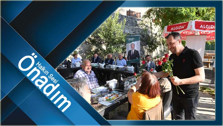 Başkan Yüksel Süleymanpaşanın çınarları ile kahvaltıda buluştu