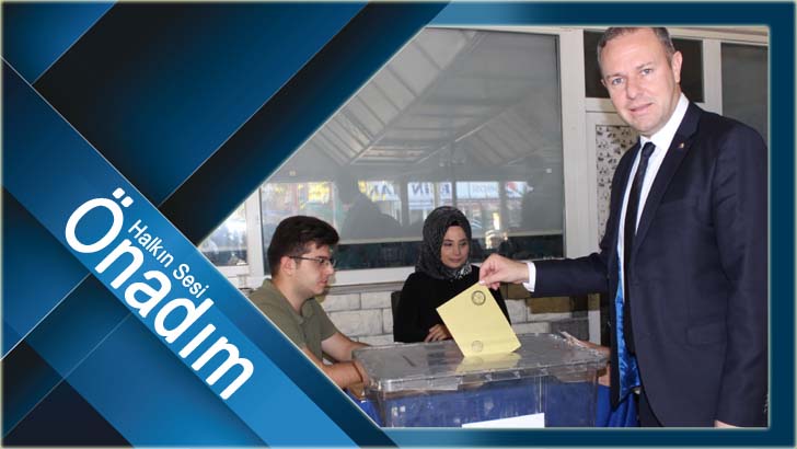 Ilık ve Özsan görevlerine devam ediyor