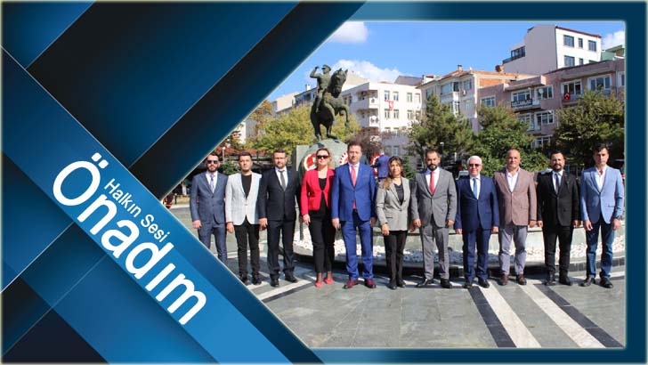 KTSO Yönetimi, “29 Ekim Cumhuriyet Bayramı Çelenk Sunma Töreni”ne katıldı