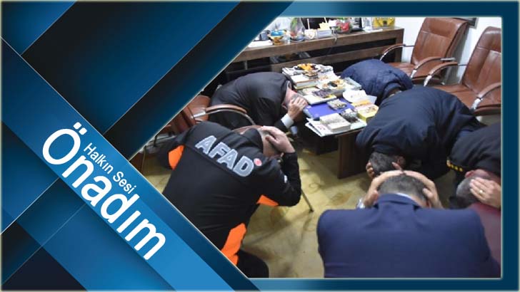 Vali Aziz Yıldırım “Deprem Anı Ülke Tatbikatı”na katıldı