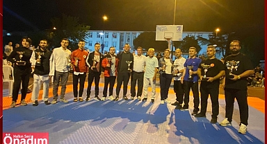 Çanakkale’den madalya ile döndüler