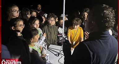 Çocuklar Gökyüzünü Gözlemledi