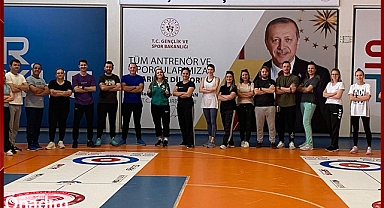 Gençlerin Favori Spor Dalı 'Curling' Oldu