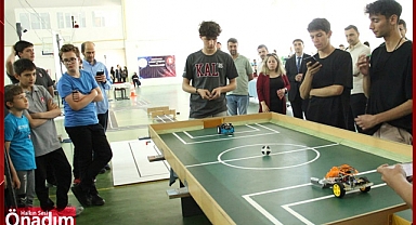 Kırklareli Anadolu Lisesi’nde Robot Yarışması düzenlendi 