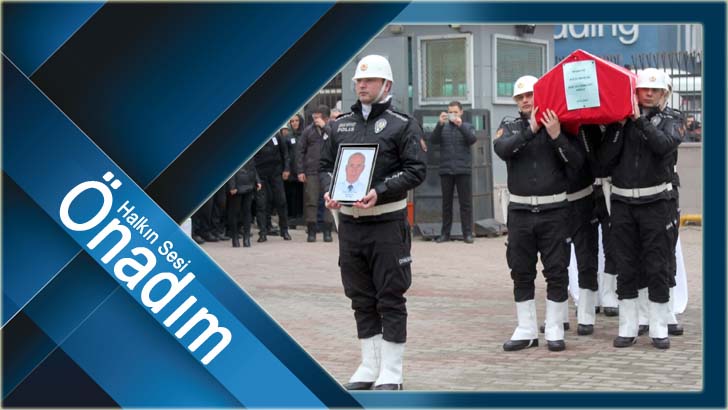 Polis Memuru Koçali Serkant Kiraz meslektaşlarının omuzlarında son yolculuğuna uğurlandı