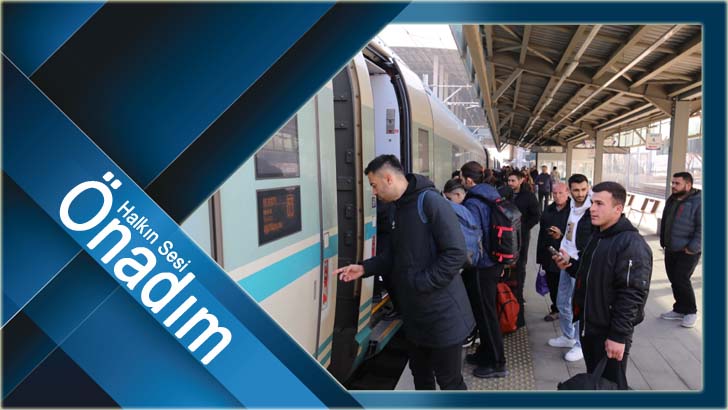 2022’DE 321 MİLYONU AŞKIN VATANDAŞ DEMİRYOLUNU TERCİH ETTİ