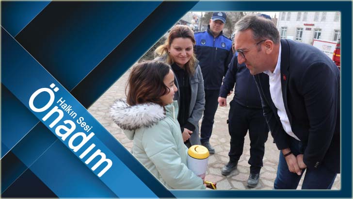 Ahmetbey, depremde zarar gören vatandaşlar için tek yürek oldu