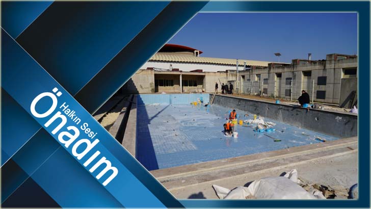 Lüleburgaz’da yüzme havuzu inşaatı devam ediyor