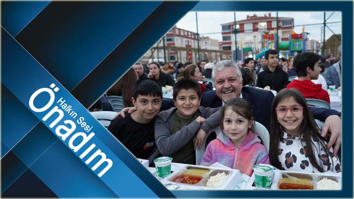 Lüleburgaz’da bin 200 kişi aynı sofrada oruç açtı