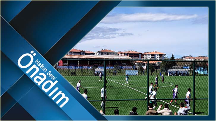 Sinanlı 3 puanı 3 golle aldı