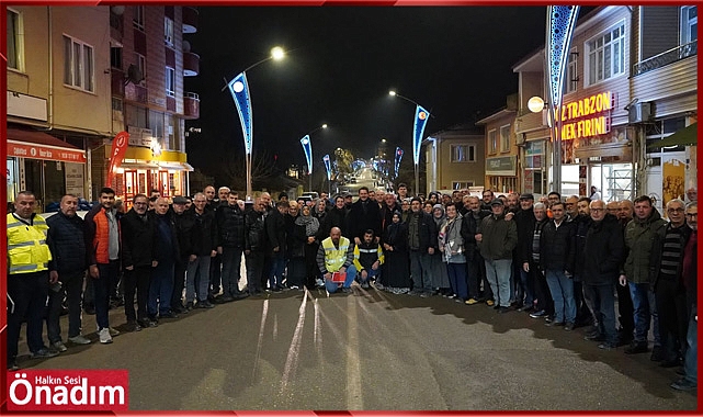 Başkan Talay halkın karşısına gururla geçti