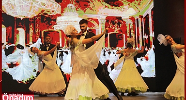 Destanların Dansı, Yüzyılın Destanı