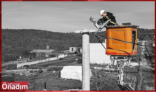 Elektrik kesintisi var