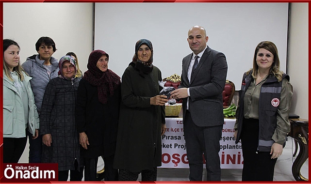 Kadın Çiftçiler Tarımsal Yeniliklerle Buluşuyor