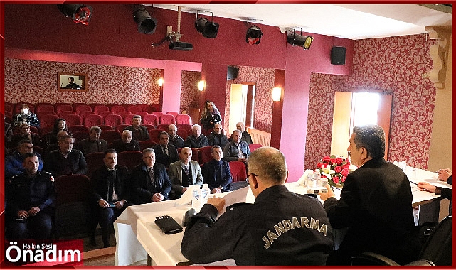 Muhtarlar toplantısı gerçekleşti