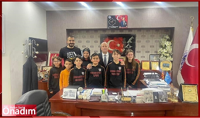 Şampiyonlardan Başkan Çamlıca'ya ziyaret