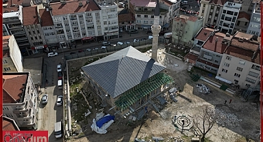 Tarihi Muradiye Camiinde Restorasyon Çalışmaları Devam Ediyor
