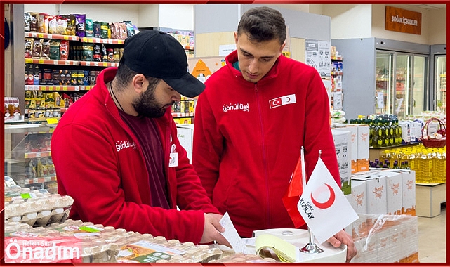 Kızılay hayırsever vatandaşları bağış standına davet etti