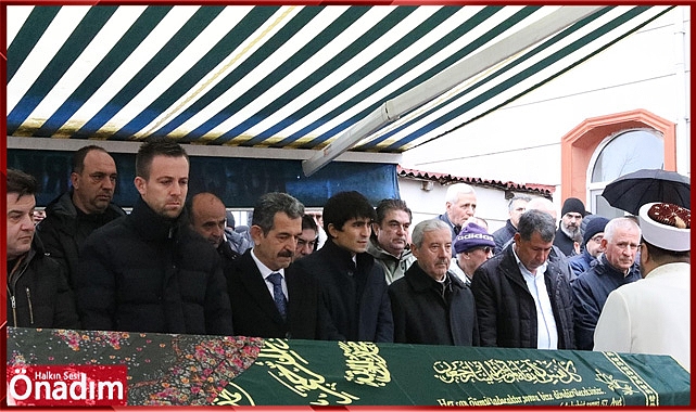 Merhume Toprağa Verildi.