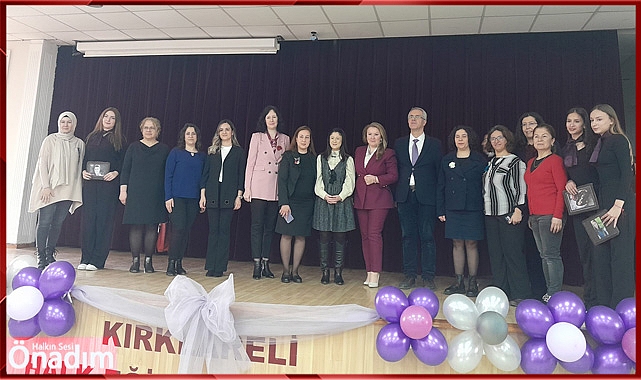 Öğrencilerden Duygulandıran Performans