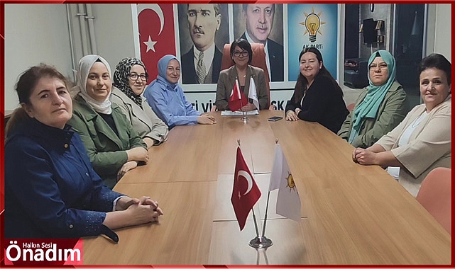 AK Parti Vize İlçe Kadın Kolları üyeleri bir araya geldi