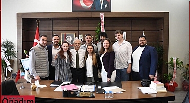 Başkan Özcan Partisinin Gençlik Kollarını Ağırladı