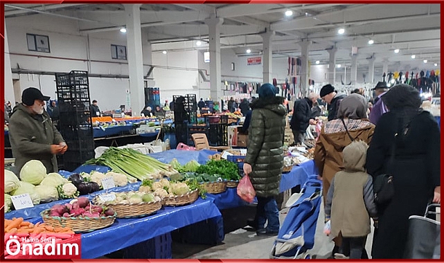 Çarşamba pazarından esnaf da memnun vatandaş da