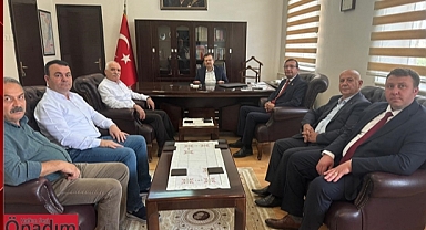 CHP’li Belediye Meclisi Üyeleri Meclis Öncesi Kaymakam Kökçü’yü Ziyaret Ettiler