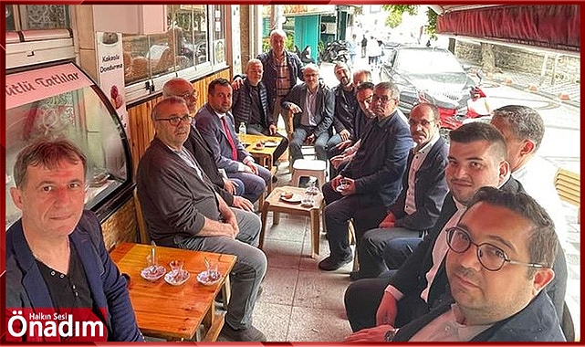 AK Parti yönetimi vatandaşlarla bir araya geldi