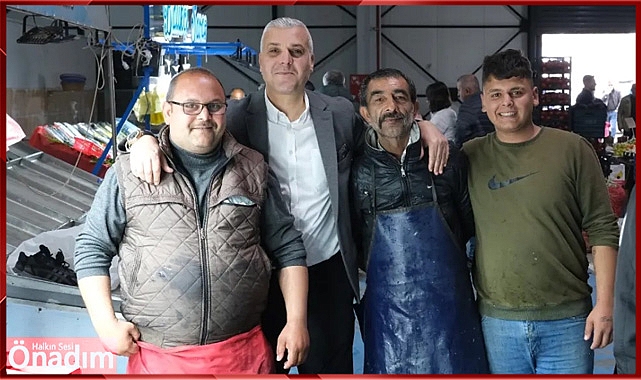 Başkan Yardımcısı Yamaner, pazar esnafını ziyaret etti