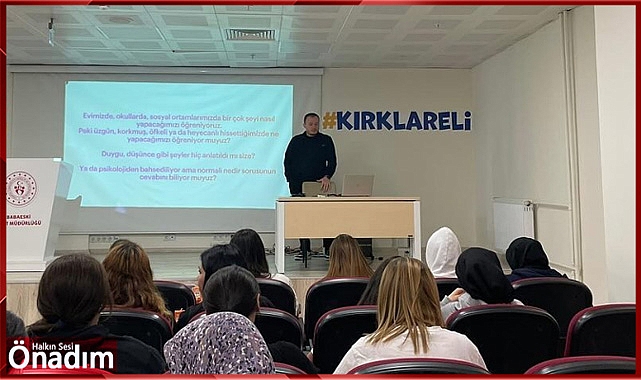 “Gençlik Psikolojisi” konulu konferans verildi