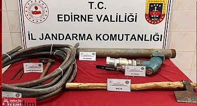 Su Deposundan Demir Boru ve Bakır Kablo Çalan Şahıslar Enselendi