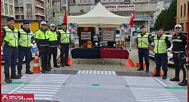 ‘Trafik Haftası’nda Trafik Polisi ve Trafik Jandarmasından Ortak Etkinlik