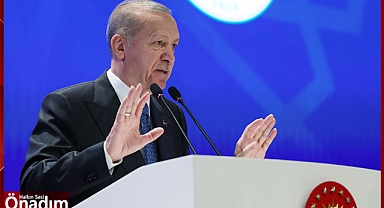 “Türk demokrasisi, yeni ve sivil anayasa yapma eşiğini aşacak güce, olgunluğa fazlasıyla sahiptir”