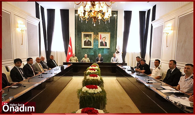 Düzensiz Göç ile Mücadeleye Yönelik Tedbir ve Çalışmalarla İlgili Toplantı Yapıldı