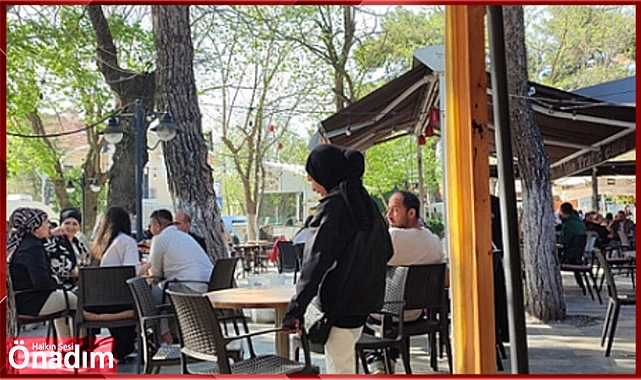İstasyon Caddesi'nde bulunan parklar sezonu açtı