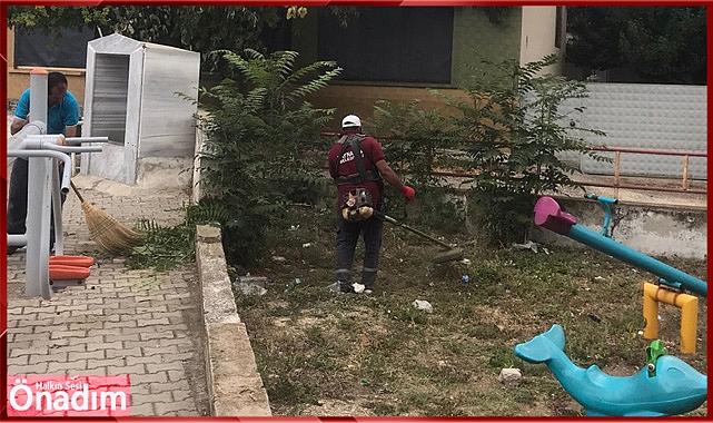 Belediyenin Temizlik Mesaisi Devam Ediyor