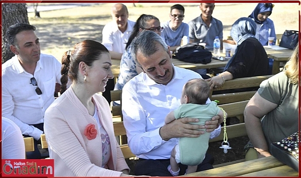 Edirne Valisi Sezer Koruyucu Ailelerle Bir Araya Geldi
