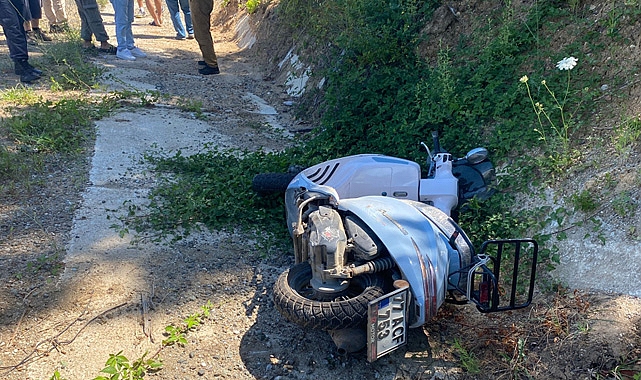 Kamyona Çarpan Motosikletin Sürücüsü Öldü