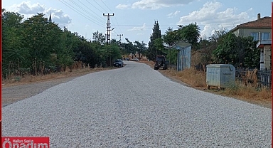 Köy Yollarında Asfalt Çalışmaları Devam Ediyor