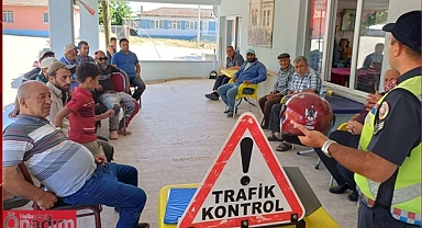 Köylü Vatandaşlara Trafik Eğitimi Verildi
