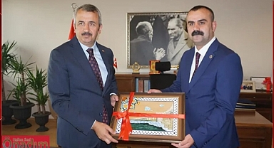 Vali Sezer Uzunköprü Belediye Başkanı Martin’i Ziyaret Etti