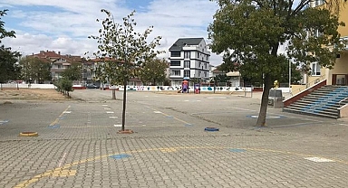Babaeski'de Okullarda Temizlik Çalışmaları Sürüyor